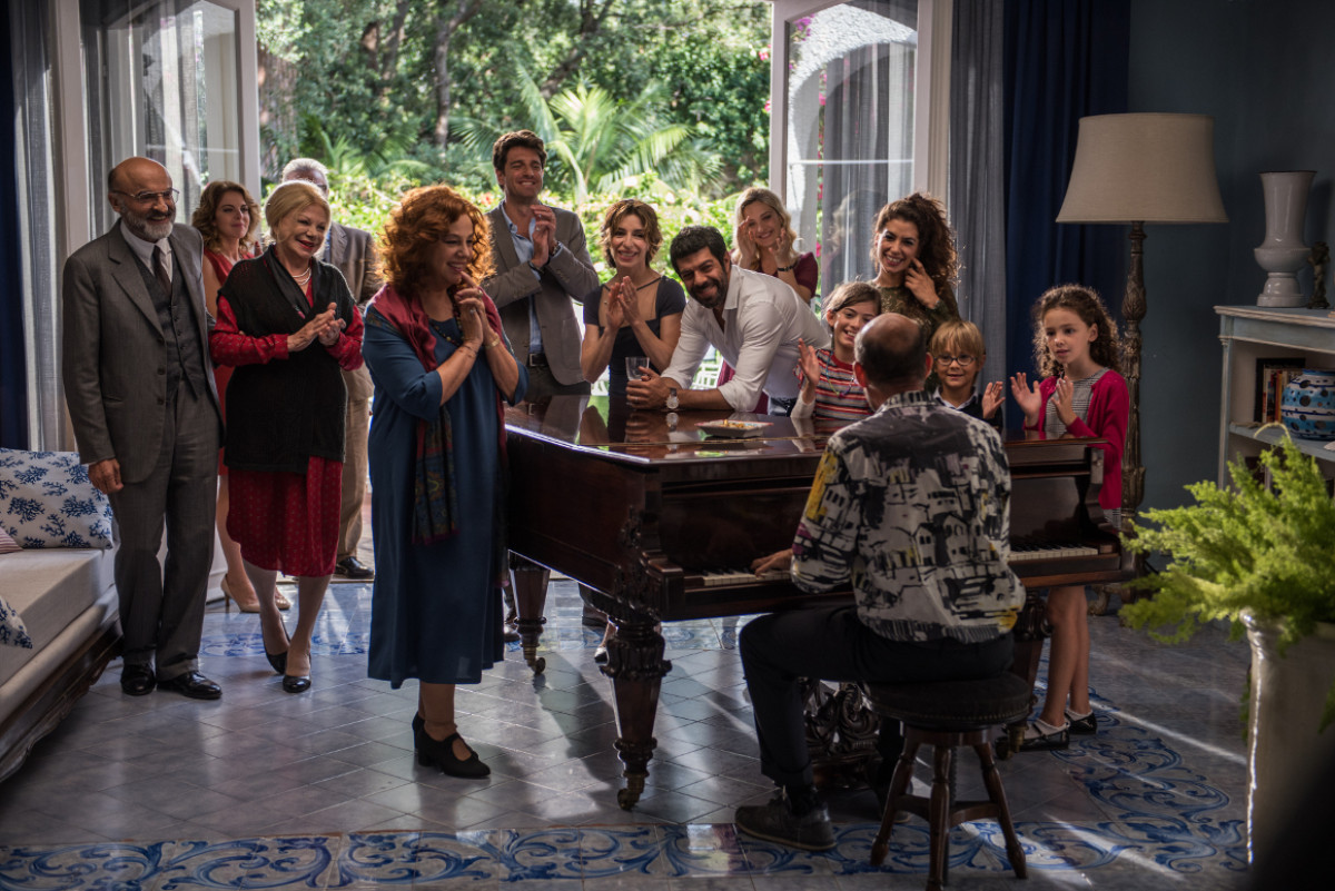 La recensione di A casa tutti bene Cineforum